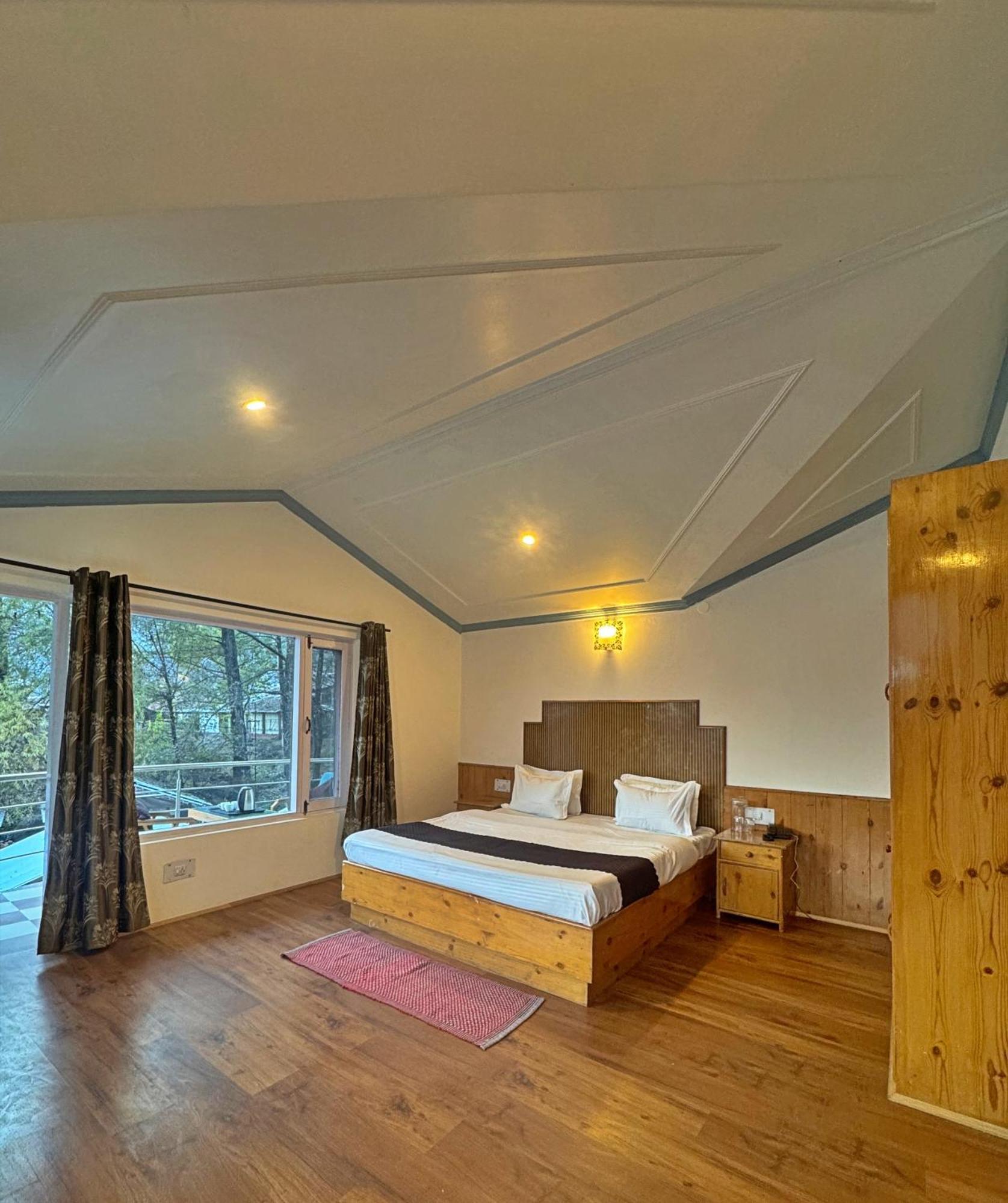 Sylvan Woods Cottage Manāli エクステリア 写真