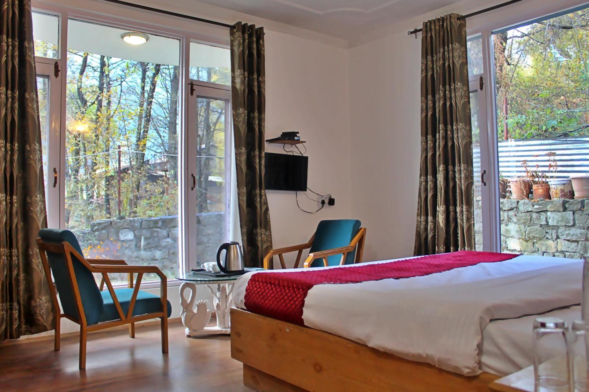 Sylvan Woods Cottage Manāli エクステリア 写真